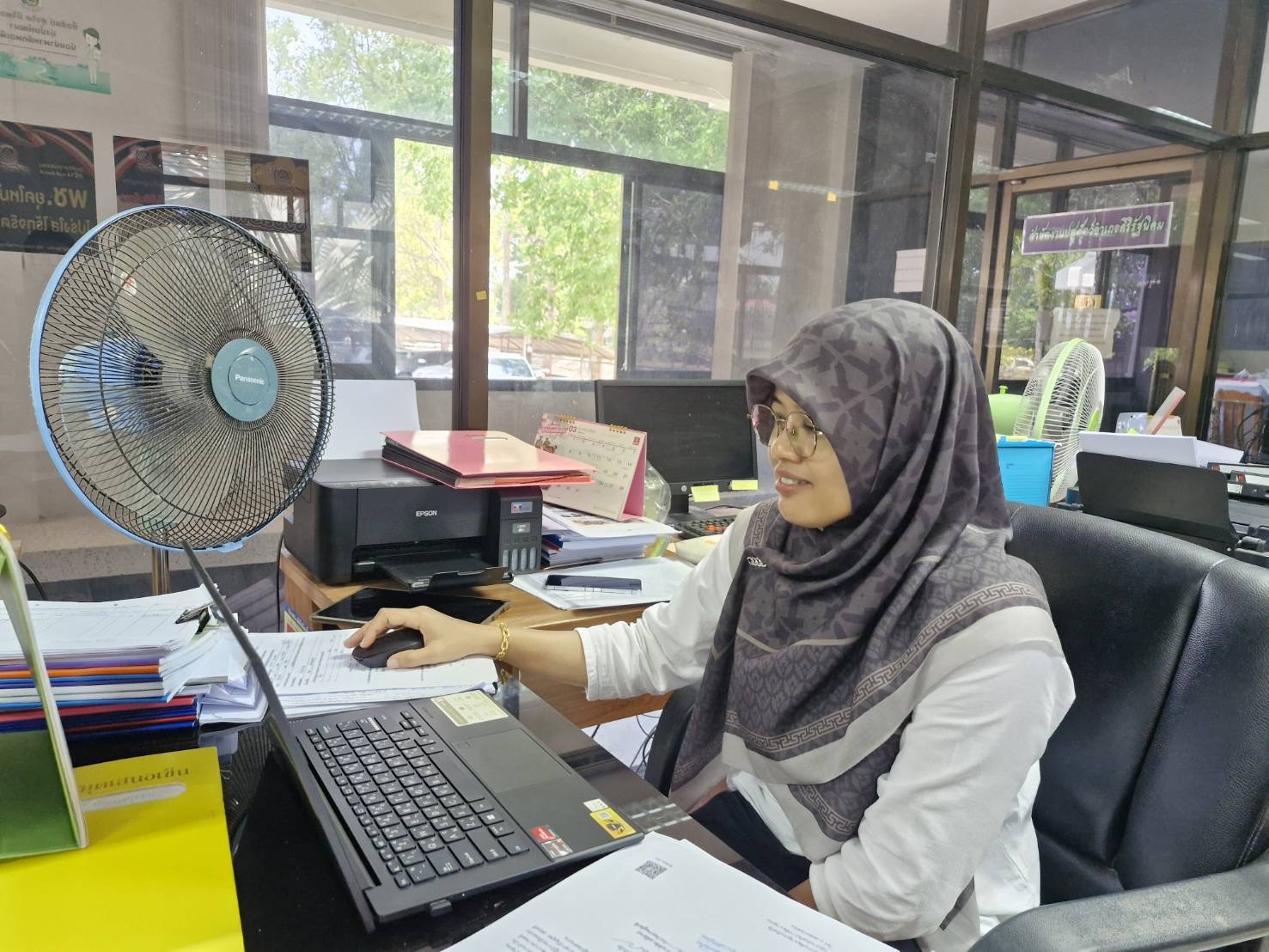 อำเภอคีรีรัฐนิคม ร่วมประชุมคณะกรรมการเครือข่ายกองทุนแม่ของแผ่นดินจังหวัดสุราษฎร์ธานี ครั้งที่ 1/2569 ผ่านระบบออนไลน์