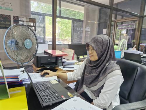 อำเภอคีรีรัฐนิคม ร่วมประชุมคณะกรรมการเครือข่ายกองทุนแม่ของแผ่นดินจังหวัดสุราษฎร์ธานี ครั้งที่ 1/2569 ผ่านระบบออนไลน์